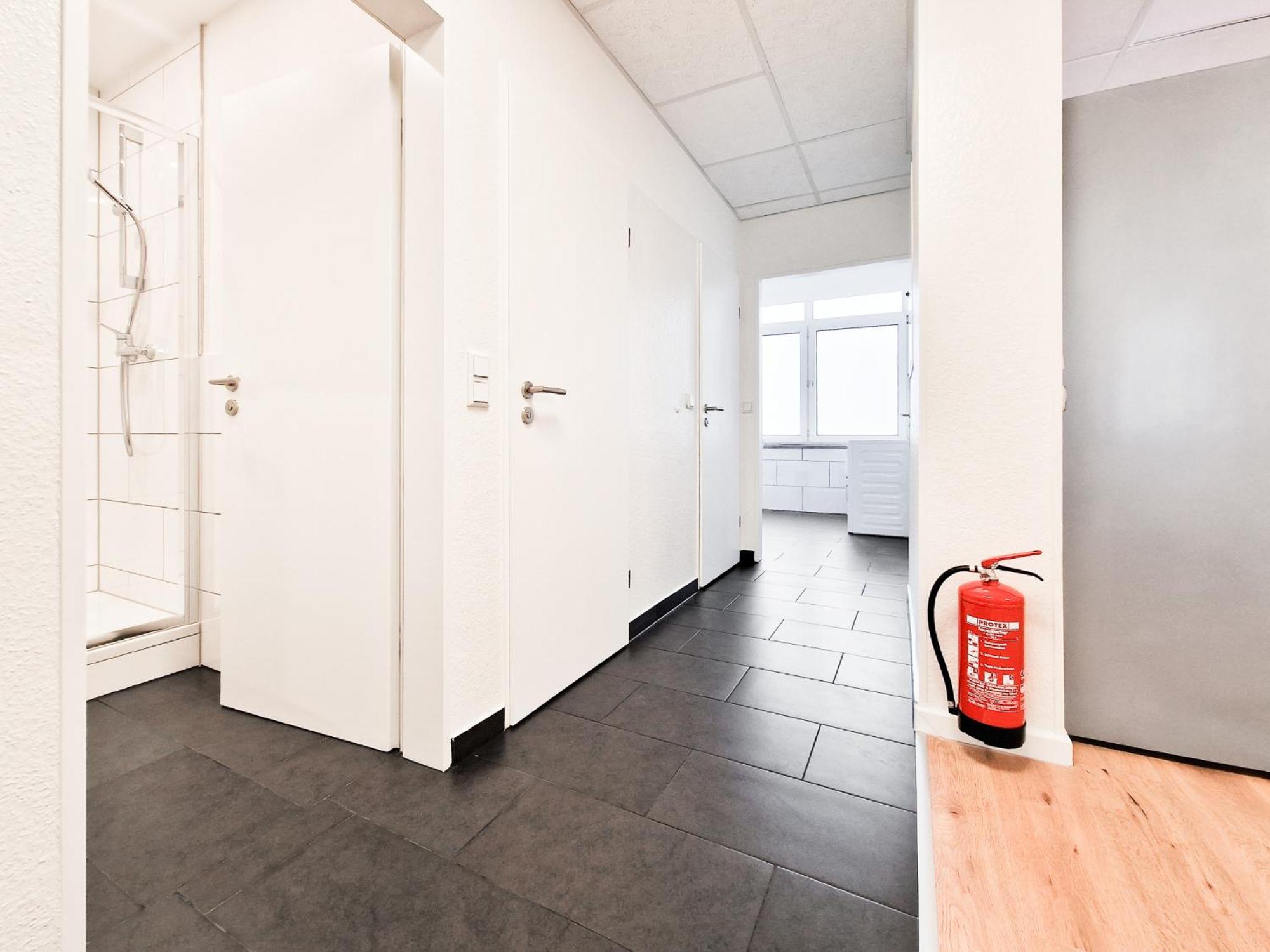 Raj Living - City Center Apartments With 5 Rooms - 10 Min Messe Dus Düsseldorf Exterior foto