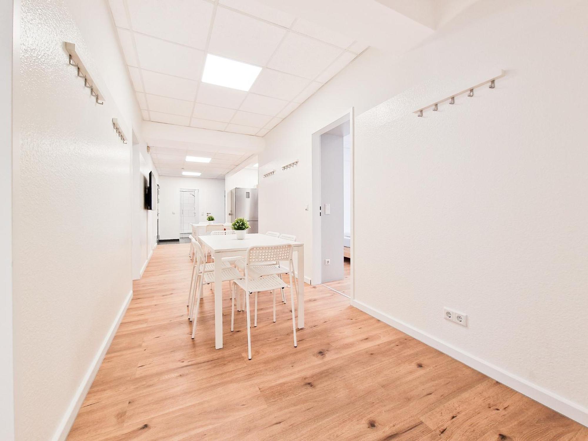 Raj Living - City Center Apartments With 5 Rooms - 10 Min Messe Dus Düsseldorf Exterior foto